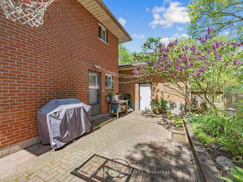 Photo 20 at 95 Oakridge Drive, Cliffcrest, Toronto