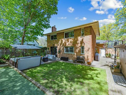 Photo 24 at 95 Oakridge Drive, Cliffcrest, Toronto