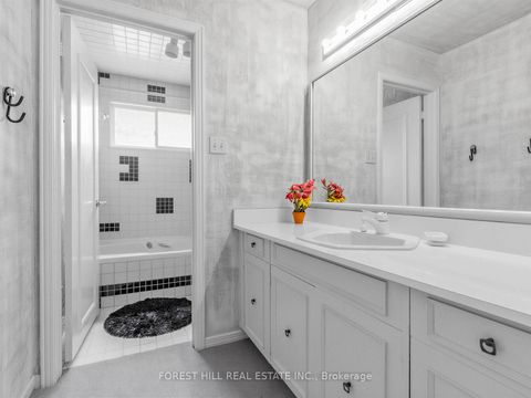 Photo 33 at 43 Beaverhall Drive, Windfields, Toronto
