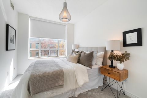 Photo 13 at 405 - 9 Boardwalk Drive, The Beaches, Toronto