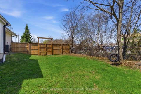 Photo 37 at 297 Grandview Street S, Donevan, Oshawa