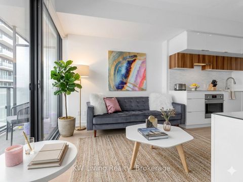 Photo 2 at 2312 - 185 Roehampton Avenue, Mount Pleasant West, Toronto