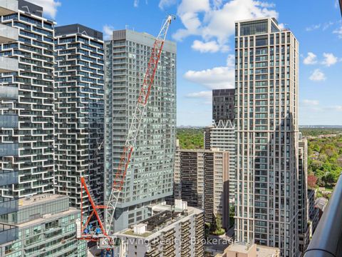 Photo 10 at 2312 - 185 Roehampton Avenue, Mount Pleasant West, Toronto