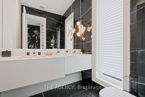 Photo 22 at 8 Frivick Court, Newtonbrook East, Toronto