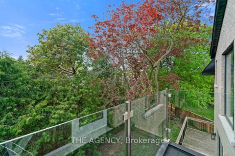 Photo 29 at 8 Frivick Court, Newtonbrook East, Toronto
