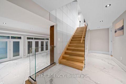 Photo 39 at 8 Frivick Court, Newtonbrook East, Toronto