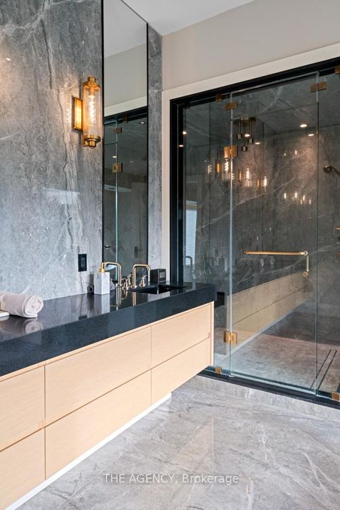 Photo 44 at 8 Frivick Court, Newtonbrook East, Toronto