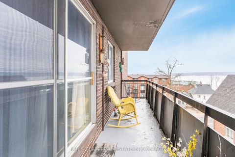 Photo 18 at 48 - 2 Albert Street, North Shore, Barrie