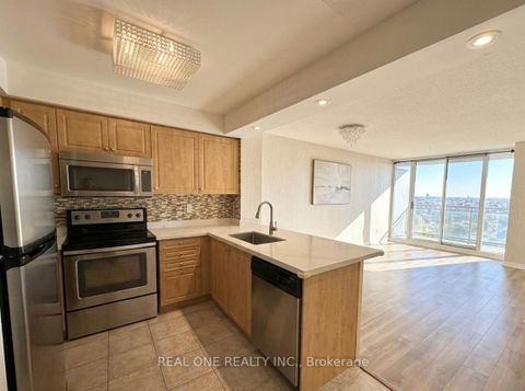 Photo 4 at 1203 - 310 Red Maple Road, Langstaff, Richmond Hill