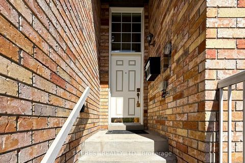 Photo 2 at 116 Conn Smythe Drive, Woburn, Toronto