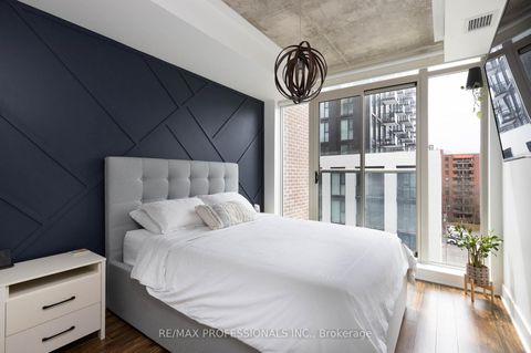 Photo 6 at 410 - 1638 Bloor Street W, High Park North, Toronto
