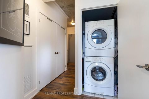 Photo 24 at 410 - 1638 Bloor Street W, High Park North, Toronto