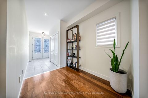 Photo 8 at 99 Westolivia Trail, Patterson, Vaughan