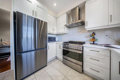 Photo 16 at 99 Westolivia Trail, Patterson, Vaughan