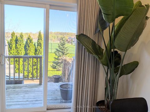 Photo 19 at 99 Westolivia Trail, Patterson, Vaughan