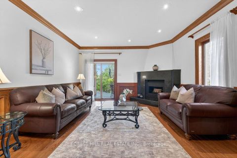 Photo 12 at 162 Codsell Avenue, Bathurst Manor, Toronto