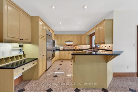Photo 14 at 162 Codsell Avenue, Bathurst Manor, Toronto