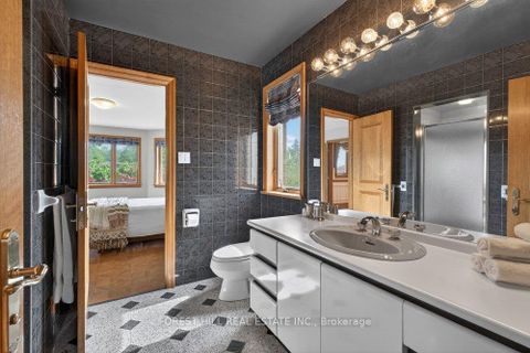 Photo 24 at 162 Codsell Avenue, Bathurst Manor, Toronto
