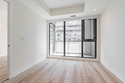 Photo 13 at 409 - 840 St Clair Avenue W, Oakwood Village, Toronto
