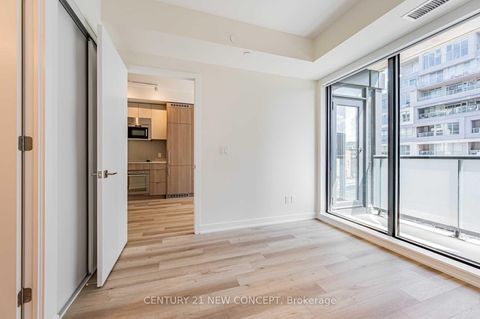 Photo 14 at 409 - 840 St Clair Avenue W, Oakwood Village, Toronto