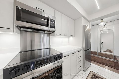 Photo 18 at 1302 - 5 Concorde Place, Don Mills, Toronto