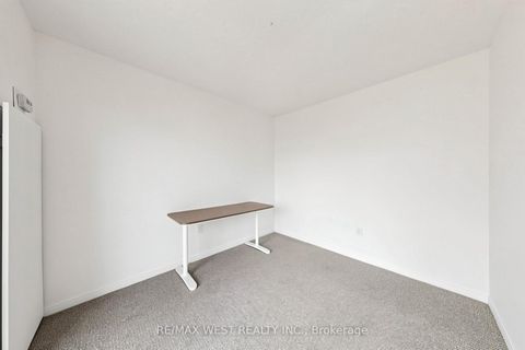 Photo 23 at 1302 - 5 Concorde Place, Don Mills, Toronto