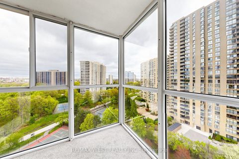 Photo 25 at 1302 - 5 Concorde Place, Don Mills, Toronto