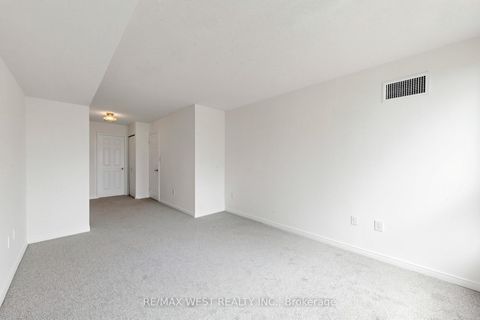 Photo 26 at 1302 - 5 Concorde Place, Don Mills, Toronto