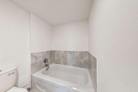 Photo 28 at 1302 - 5 Concorde Place, Don Mills, Toronto