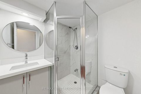 Photo 31 at 1302 - 5 Concorde Place, Don Mills, Toronto