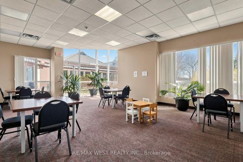 Photo 33 at 1302 - 5 Concorde Place, Don Mills, Toronto