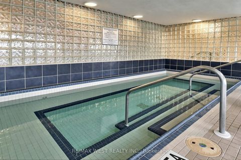 Photo 37 at 1302 - 5 Concorde Place, Don Mills, Toronto