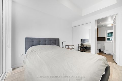 Photo 10 at 1221 - 60 Princess Street, Waterfront Communities C8, Toronto
