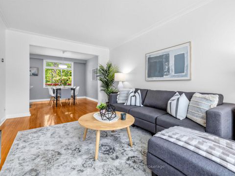 Photo 7 at 46 Plateau Crescent, Don Mills, Toronto