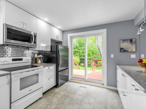Photo 17 at 46 Plateau Crescent, Don Mills, Toronto