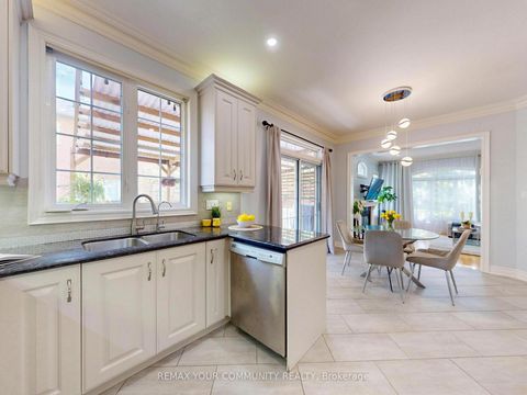 Photo 9 at 507 Autumn Hill Boulevard, Patterson, Vaughan