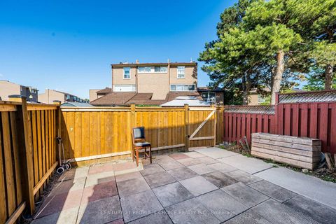 Photo 6 at 2 - 242 John Garland Boulevard, Clairville, Toronto