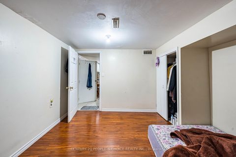Photo 11 at 2 - 242 John Garland Boulevard, Clairville, Toronto