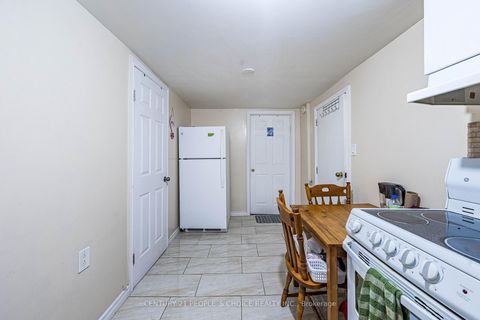 Photo 17 at 2 - 242 John Garland Boulevard, Clairville, Toronto