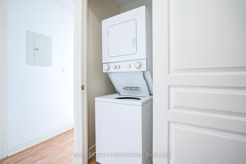 Photo 21 at Up01 - 19 Avondale Avenue, Willowdale East, Toronto