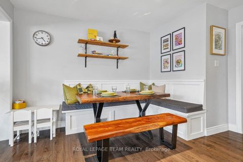 Photo 8 at 41 Platinum Drive, Amesbury, Toronto