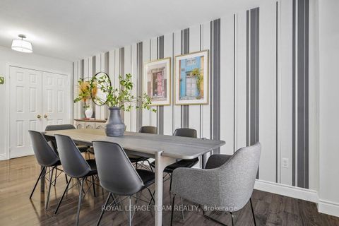 Photo 13 at 41 Platinum Drive, Amesbury, Toronto