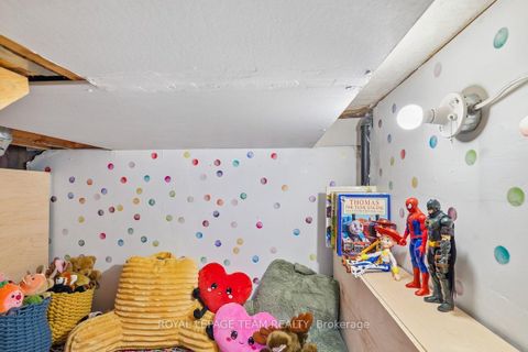 Photo 28 at 41 Platinum Drive, Amesbury, Toronto