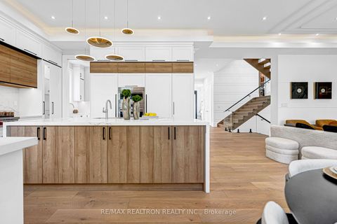 Photo 12 at 16 Ballyronan Road, Don Mills, Toronto