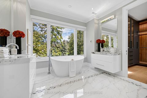 Photo 23 at 16 Ballyronan Road, Don Mills, Toronto