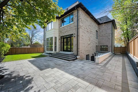 Photo 35 at 16 Ballyronan Road, Don Mills, Toronto