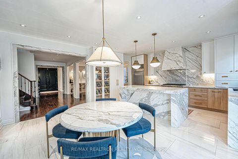 Photo 12 at 41 Woodgate Pines Drive, Kleinburg, Vaughan