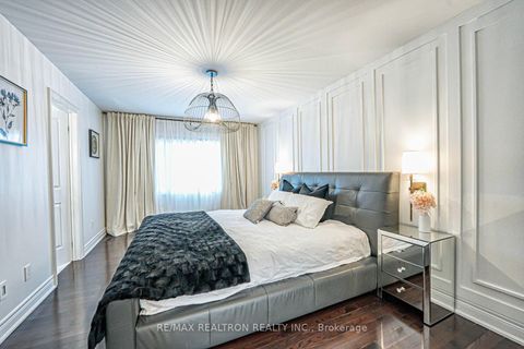Photo 26 at 41 Woodgate Pines Drive, Kleinburg, Vaughan