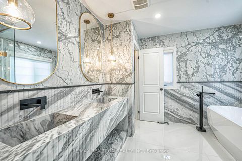 Photo 28 at 41 Woodgate Pines Drive, Kleinburg, Vaughan