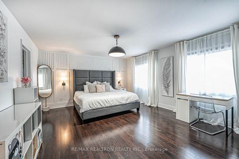 Photo 30 at 41 Woodgate Pines Drive, Kleinburg, Vaughan